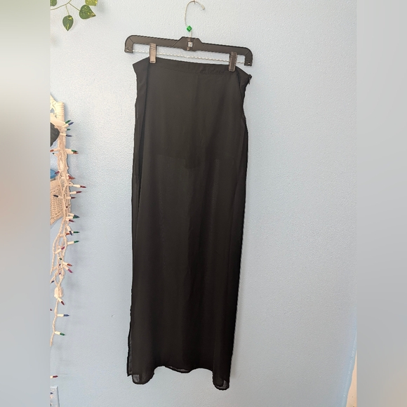 Forever 21 Black Sheer Maxi Skirt with Lined Slip - Picture 4 of 6